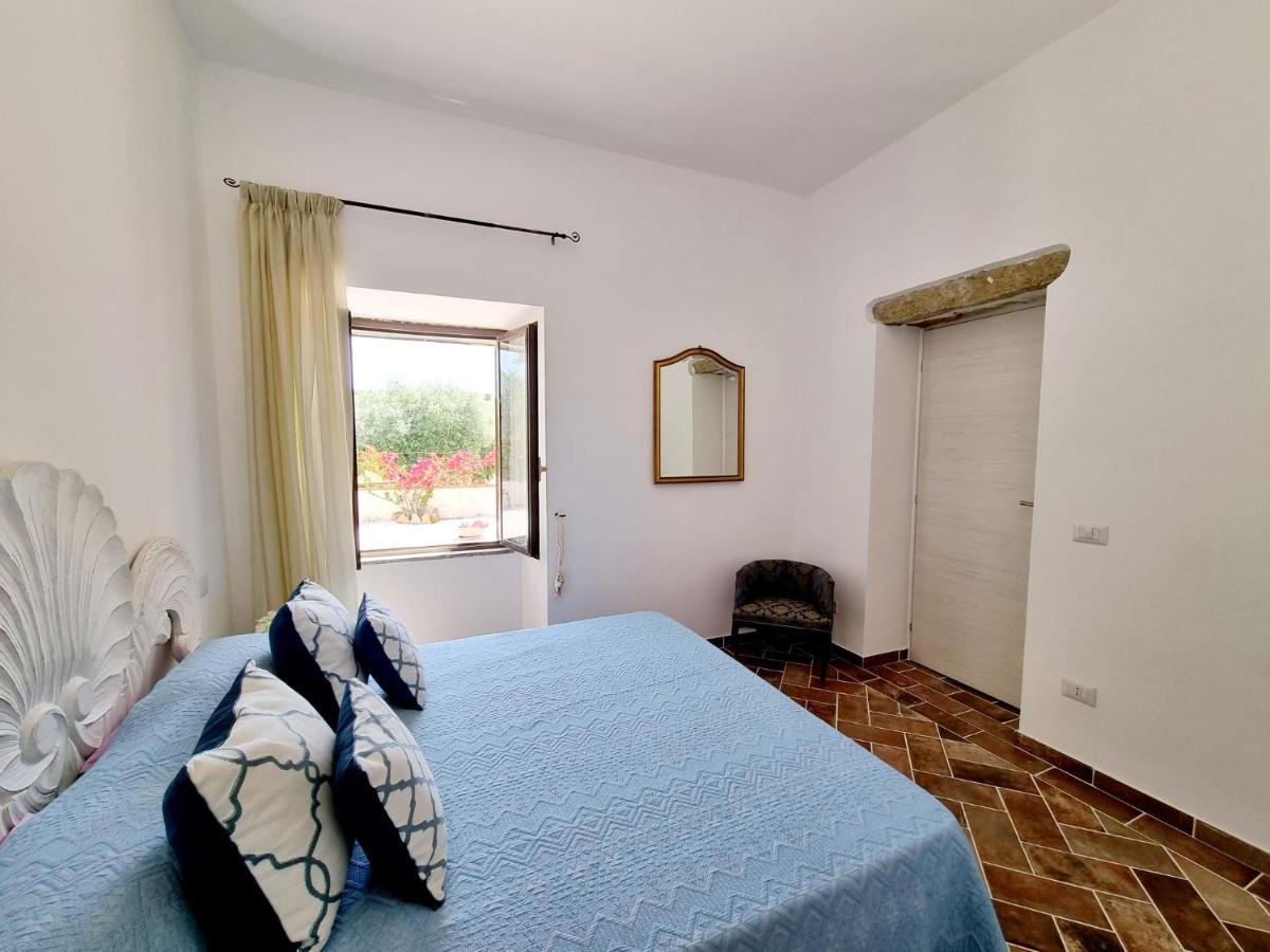 Stazzo San Teodoro La Quercia Piscina Condivisa 아파트 외부 사진